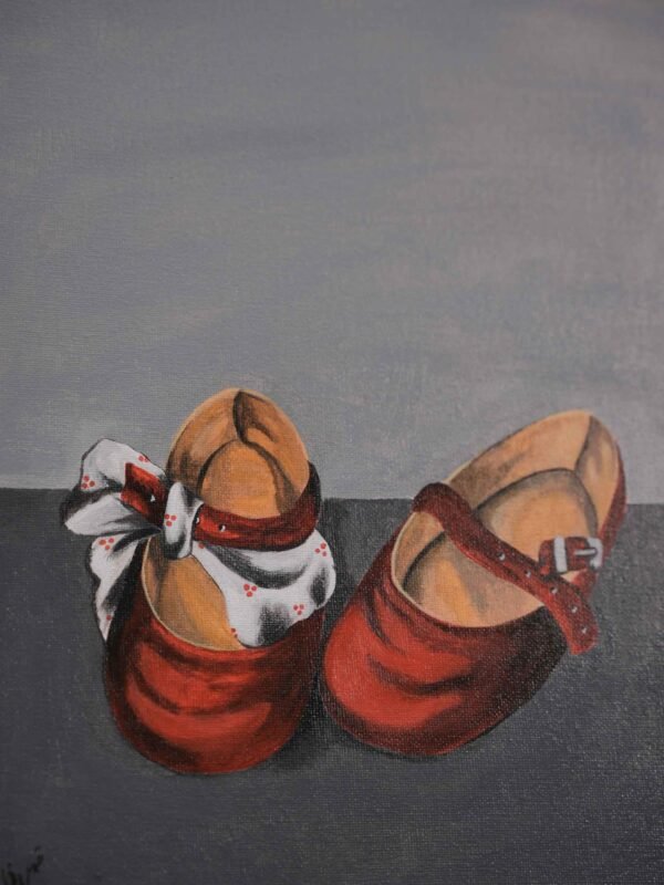 1 The Girl's red shoe